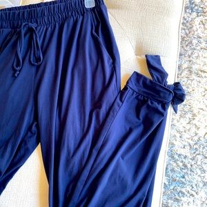 Navy super-stylish pants!